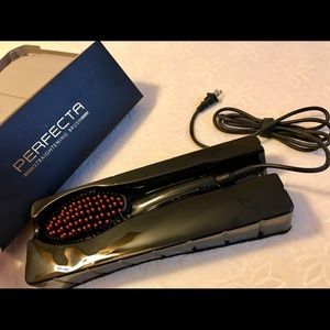 Perfecta Straightening Brush